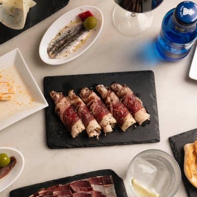 Old Town Barcelona: Tapas & Wine Like a Local 5