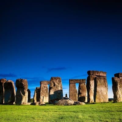 Stonehenge and Windsor Castle Day Tour from London 5