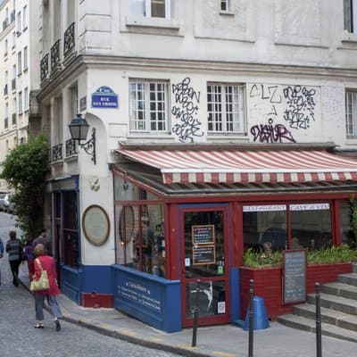 Ile de la Cité immersive theatrical tour in French 5
