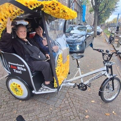 2 Hours Private Amsterdam Rickshaw Tour
