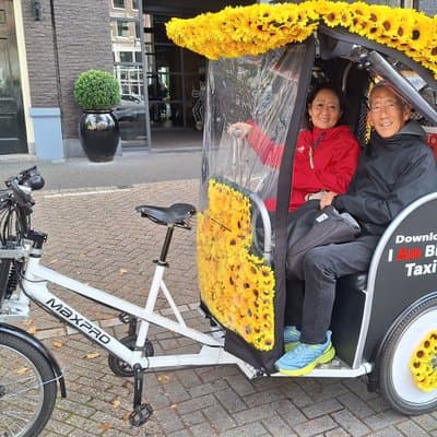 1 Hour Private Amsterdam Rickshaw Tour 2