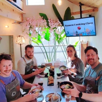 Ramen & Dumpling Cooking in Tokyo with Chef/Vegan possible 2