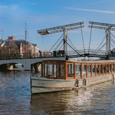 Amsterdam Classic Saloon Boat Cruise with Drinks and Cheese 4