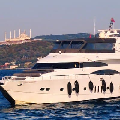 Bosphorus Yacht Cruise with Stop on the Asian Side 5