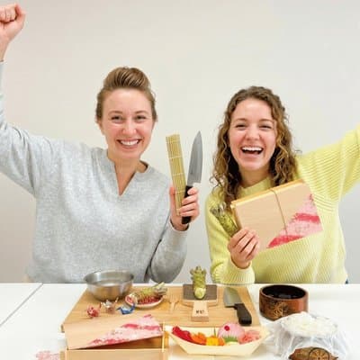 1-Hour Sushi & Bento Box Making at Tsukiji Fish Market 2