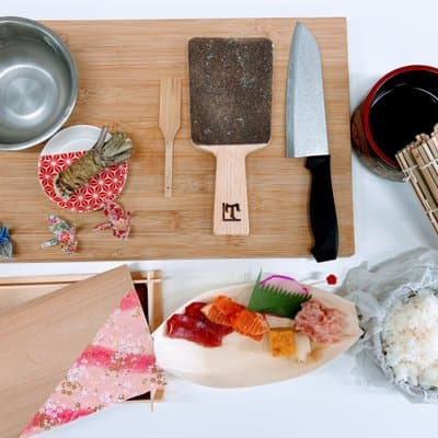 1-Hour Sushi & Bento Box Making at Tsukiji Fish Market 4
