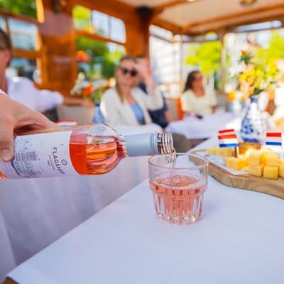 Amsterdam Classic Saloon Boat Cruise with Drinks and Cheese 3