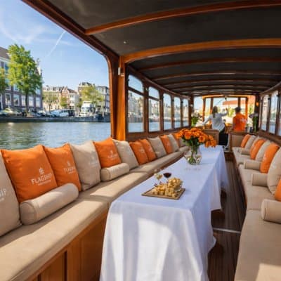 Amsterdam Classic Saloon Boat Cruise with Drinks and Cheese