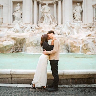 Rome : Photoshoot at Iconic Landmarks(Trevi Fountain & Colosseum) 5