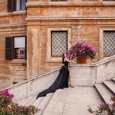 3 hours private Photoshoot in Rome with Local Photographer 3