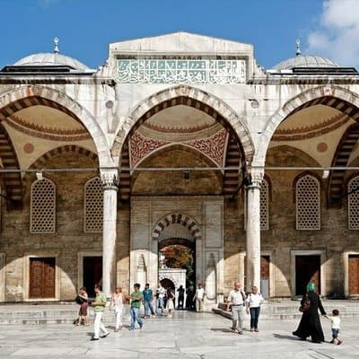 Small Group Cruise Shore Excursion β Istanbul Old City Highlights 3