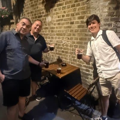 Historic London Pubs; includes a beer in each bar and snacks 4