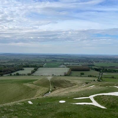 Day trip by coach - Stonehenge, Avebury & Uffington White Horse 5
