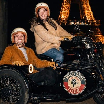 Private Nighttime Vintage Sidecar Tour with Champagne in Paris